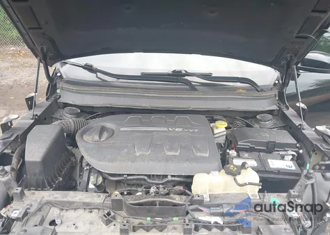 2020 Jeep Cherokee Latitude Plus 4X4 z USA, uszkodzony, nr VIN 1C4PJMLX4LD615322